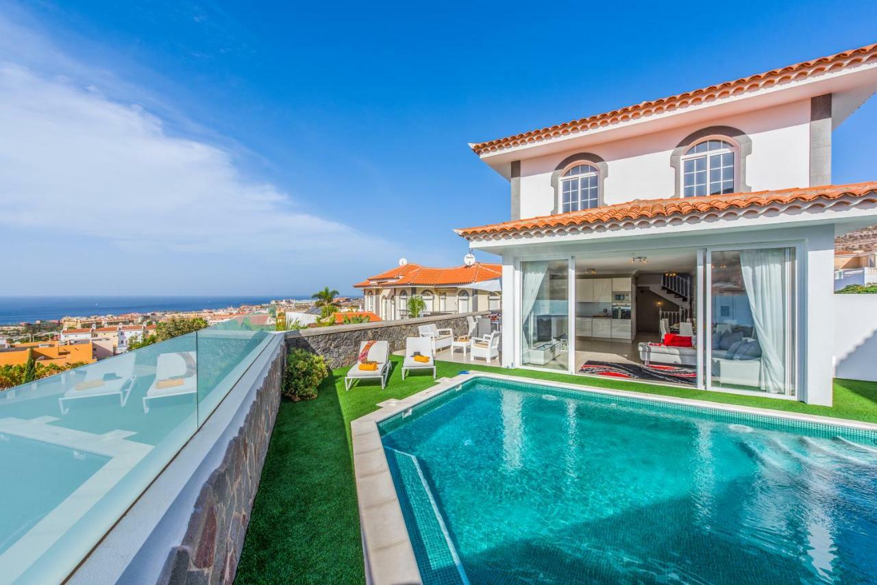 Luxury White Villa With Sea View, Heated Pool Costa Adeje  Buitenkant foto