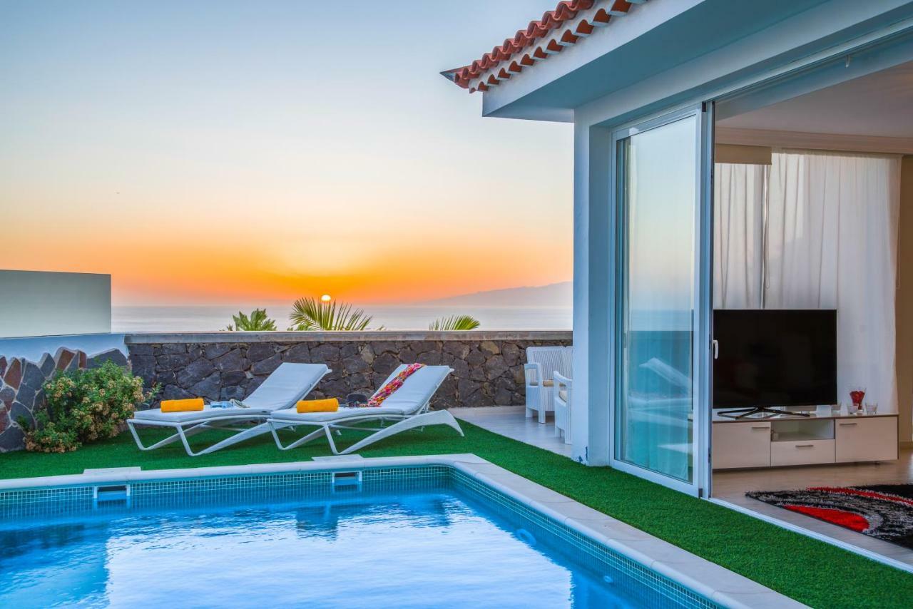 Luxury White Villa With Sea View, Heated Pool Costa Adeje  Buitenkant foto